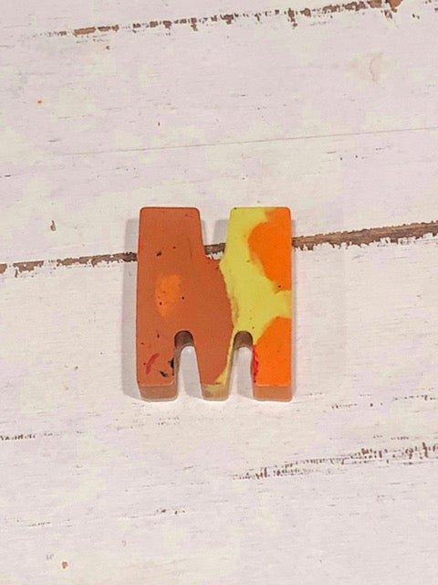 Letter Crayons (M)
