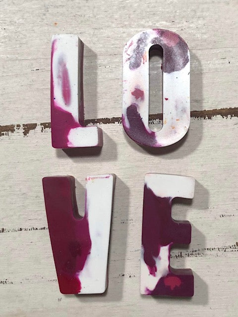 Valentine LOVE Crayon Set