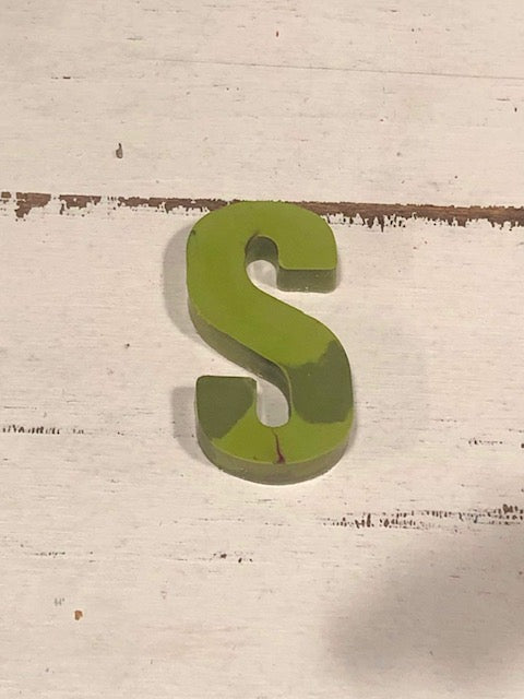 Letter Crayons (S)